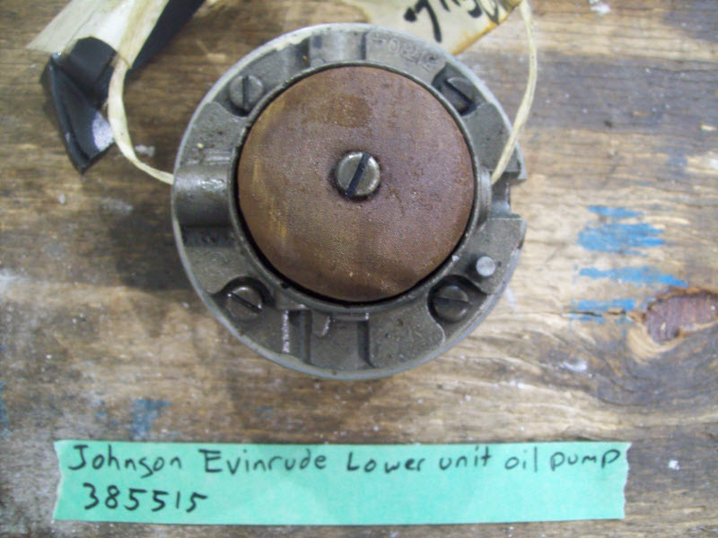 Johnson Evinrude lower unit oil pump 385515 Johnson Evinrude oil pump